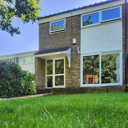 Twin Room In Crawley,Gatwick,West Sussex Ifield Exteriér fotografie