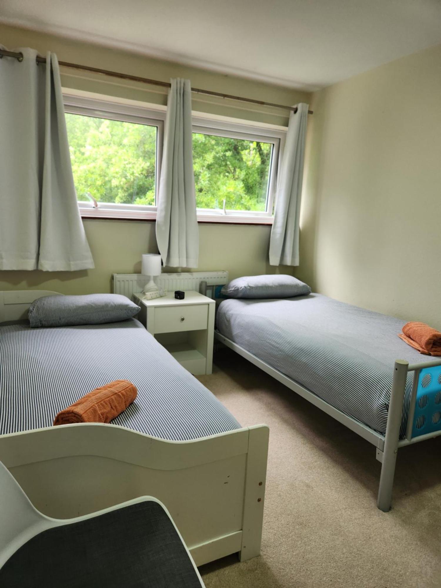 Twin Room In Crawley,Gatwick,West Sussex Ifield Exteriér fotografie